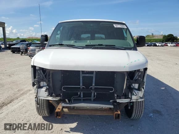 ✅ 2012 Chevrolet Express Passenger 1LT • VIN: 1GAZGYFG1C1154844 • Лот: 64774005. Опубликован ранее на Copart с пробегом 181 261 миль. Бесплатный доступ к архиву аукционных продаж из США и подробный отчёт об истории автомобиля на DreamBid. Изображение 5.