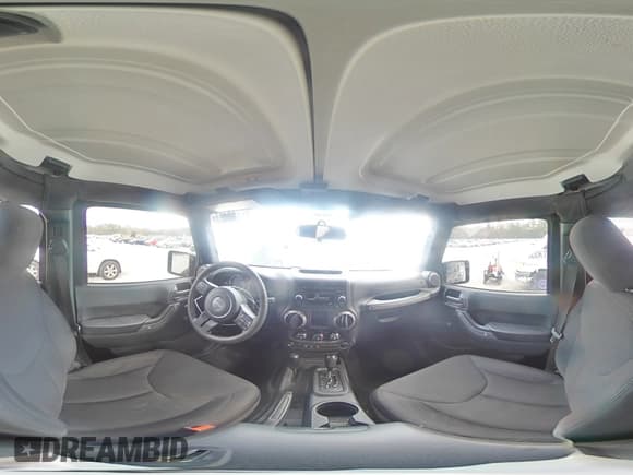 ✅ 2017 Jeep Wrangler Unlimited Sport • VIN: 1C4BJWDG8HL730815 • Лот: 91168425. Опубликован ранее на Copart с пробегом 69 520 миль. Бесплатный доступ к архиву аукционных продаж из США и подробный отчёт об истории автомобиля на DreamBid. Изображение 16.