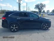 ✅ 2017 Kia Sorento EX • VIN: 5XYPH4A56HG313570 • Lot: 41511058. Wystawiony na IAAI z przebiegiem 90 766 mil. Bezpłatny archiwum sprzedaży aukcyjnych z USA i szczegółowy raport historii pojazdu na DreamBid. Zdjęcie 13.