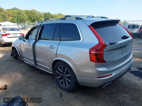 ✅ 2019 Volvo XC90 Momentum • VIN: YV4A22PKXK1416410 • Лот: 43247581. Опубликован ранее на IAAI с пробегом 115 289 миль. Бесплатный доступ к архиву аукционных продаж из США и подробный отчёт об истории автомобиля на DreamBid. Изображение 3.
