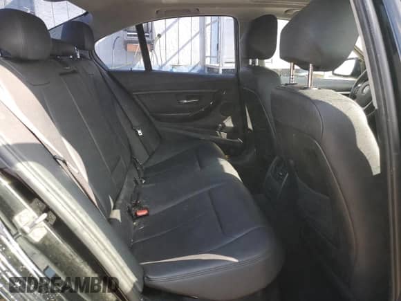 2014 BMW 3 Series 328i с VIN WBA3C1C50EK107415, выставлен на аукционе Copart как лот 91265225 с пробегом 146 193 миль миль и Чистый • Clean title. История ставок и продаж доступна на DreamBid. Изображение 10.