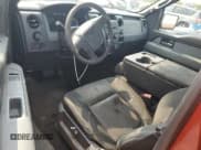 ✅ 2014 Ford F-150 XL • VIN: 1FTMF1EF5EKE51679 • Lot: 59339595. Wystawiony na Copart z przebiegiem 145 237 mil. Bezpłatny archiwum sprzedaży aukcyjnych z USA i szczegółowy raport historii pojazdu na DreamBid. Zdjęcie 8.