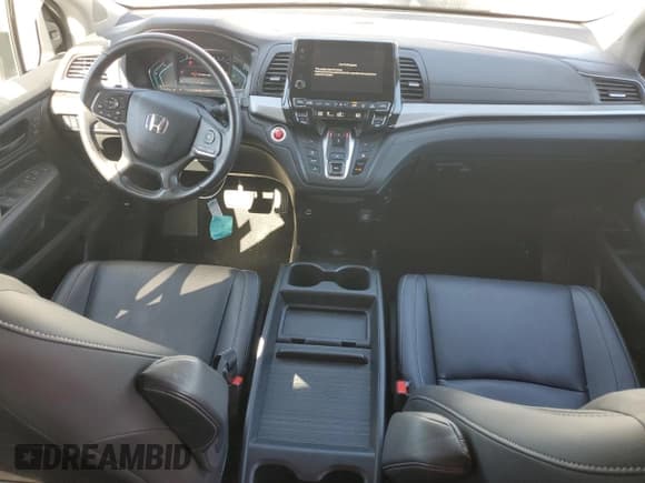 ✅ 2024 Honda Odyssey EX-L • VIN: 5FNRL6H65RB047162 • Lot: 82519775. Listed on Copart with 47,706 mi. Free auction sales archive from the USA and detailed vehicle history report at DreamBid. Image 8.