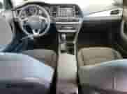 2019 Hyundai Sonata SEL с VIN 5NPE34AF6KH733005, выставлен на аукционе Copart как лот 89855045 с пробегом 55 065 миль миль и На запчасти • Non repairable. История ставок и продаж доступна на DreamBid. Изображение 8.