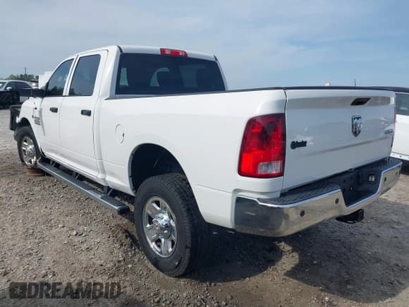 ✅ 2018 Ram 2500 Tradesman • VIN: 3C6UR5CJ3JG300872 • Lot: 42001722. Listed on IAAI with 127,543 mi. Free auction sales archive from the USA and detailed vehicle history report at DreamBid. Image 3.