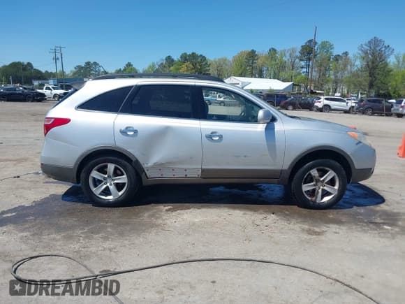 ✅ 2008 Hyundai Veracruz GLS • VIN: KM8NU13C38U031846 • Lot: 42055935. Listed on IAAI with 210,192 mi. Free auction sales archive from the USA and detailed vehicle history report at DreamBid. Image 14.