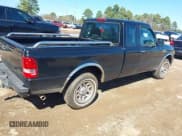 ✅ 2011 Ford Ranger XLT • VIN: 1FTKR4EE8BPA08299 • Lot: 41743164. Listed on IAAI with 174,532 mi. Free auction sales archive from the USA and detailed vehicle history report at DreamBid. Image 4.