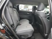 ✅ 2023 Hyundai Santa Fe SE • VIN: 5NMS1DAJ7PH658879 • Lot: 43731514. Wystawiony na Copart z przebiegiem 37 mil. Bezpłatny archiwum sprzedaży aukcyjnych z USA i szczegółowy raport historii pojazdu na DreamBid. Zdjęcie 11.