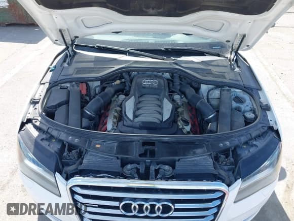 ✅ 2011 Audi A8 • VIN: WAUAVAFD7BN021601 • Lot: 42233726. Listed on IAAI with 182,583 mi. Free auction sales archive from the USA and detailed vehicle history report at DreamBid. Image 10.