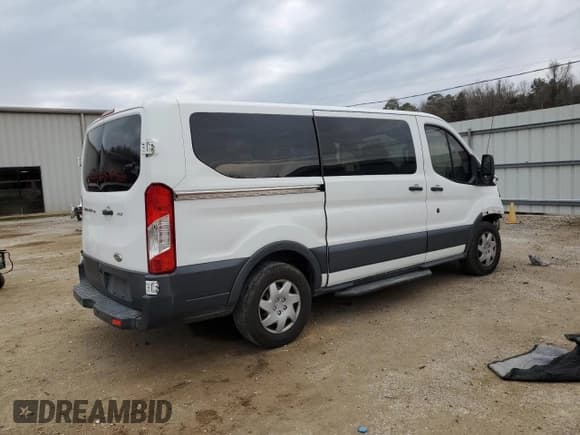 ✅ 2015 Ford Transit XL • VIN: 1FMZK1YM2FKA72647 • Лот: 47439215. Опубликован ранее на Copart с пробегом 148 105 миль. Бесплатный доступ к архиву аукционных продаж из США и подробный отчёт об истории автомобиля на DreamBid. Изображение 3.