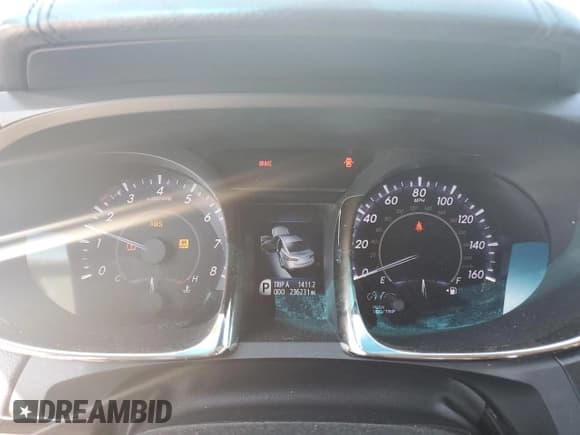 ✅ 2013 Toyota Avalon XLE • VIN: 4T1BK1EBXDU025288 • Lot: 71550725. Wystawiony na Copart z przebiegiem 236 231 mil. Bezpłatny archiwum sprzedaży aukcyjnych z USA i szczegółowy raport historii pojazdu na DreamBid. Zdjęcie 9.