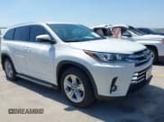 ✅ 2017 Toyota Highlander Limited Platinum • VIN: 5TDYZRFH7HS207018 • Lot: 42338114. Listed on IAAI with 94,467 mi. Free auction sales archive from the USA and detailed vehicle history report at DreamBid. Image 1.