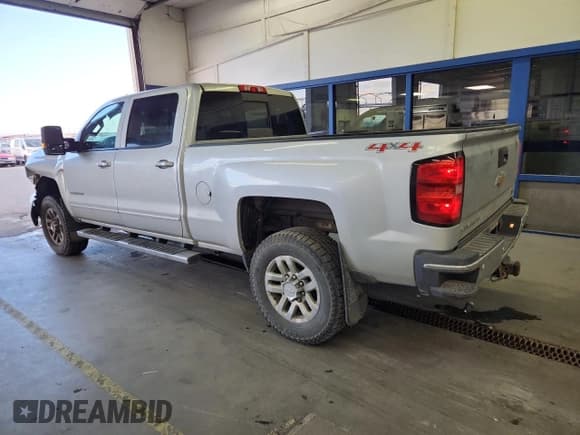 ✅ 2015 Chevrolet Silverado 2500HD LT • VIN: 1GC1KVEG7FF507646 • Лот: 87303185. Опубликован ранее на Copart с пробегом 249 677 миль. Бесплатный доступ к архиву аукционных продаж из США и подробный отчёт об истории автомобиля на DreamBid. Изображение 2.