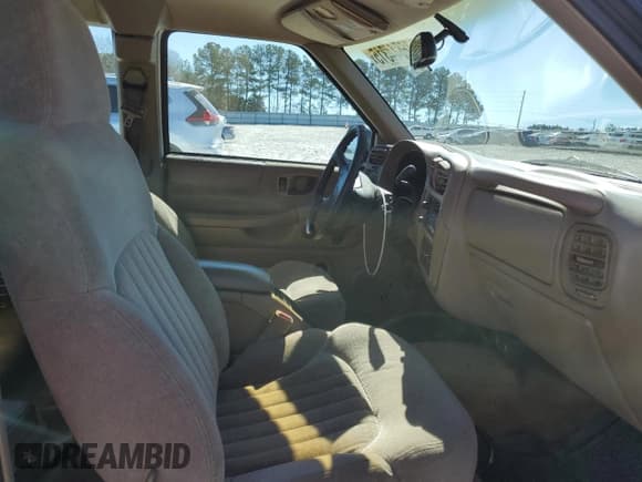 ✅ 1998 Chevrolet S-10 LS • VIN: 1GCCS19X6W8191575 • Лот: 46644315. Опубликован ранее на Copart с пробегом 134 309 миль. Бесплатный доступ к архиву аукционных продаж из США и подробный отчёт об истории автомобиля на DreamBid. Изображение 10.