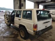 ✅ 1997 Jeep Cherokee SE • VIN: 1J4FJ28S1VL528218 • Lot: 41931137. Wystawiony na IAAI z przebiegiem 210 196 mil. Bezpłatny archiwum sprzedaży aukcyjnych z USA i szczegółowy raport historii pojazdu na DreamBid. Zdjęcie 3.