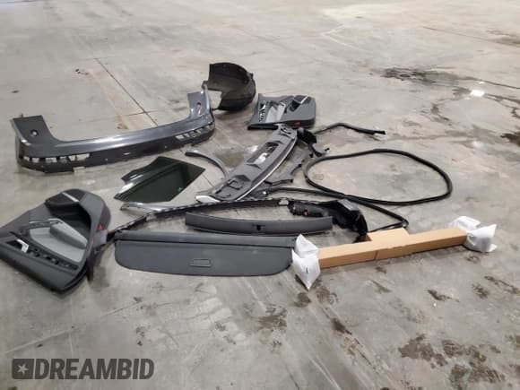 ✅ 2023 Audi Q5 • VIN: WA1FABFY5P2050935 • Lot: 47029315. Wystawiony na Copart z przebiegiem 21 438 mil. Bezpłatny archiwum sprzedaży aukcyjnych z USA i szczegółowy raport historii pojazdu na DreamBid. Zdjęcie 13.