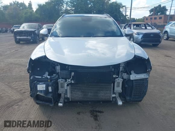 ✅ 2019 Alfa Romeo Stelvio Sport • VIN: ZASPAKAN1K7C40001 • Lot: 43385907. Wystawiony na IAAI z przebiegiem 87 112 mil. Bezpłatny archiwum sprzedaży aukcyjnych z USA i szczegółowy raport historii pojazdu na DreamBid. Zdjęcie 6.