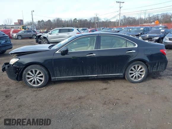 ✅ 2009 Lexus ES 330 • VIN: JTHBJ46GX92296405 • Lot: 41263665. Wystawiony na IAAI z przebiegiem 160 687 mil. Bezpłatny archiwum sprzedaży aukcyjnych z USA i szczegółowy raport historii pojazdu na DreamBid. Zdjęcie 14.