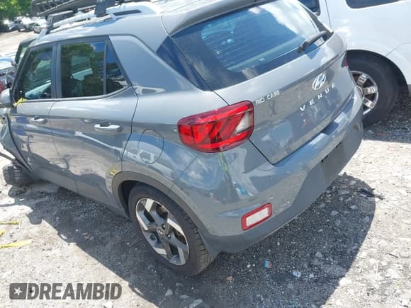 ✅ 2021 Hyundai Venue SEL • VIN: KMHRC8A31MU086354 • Lot: 42242139. Listed on IAAI with 81,963 mi. Free auction sales archive from the USA and detailed vehicle history report at DreamBid. Image 3.