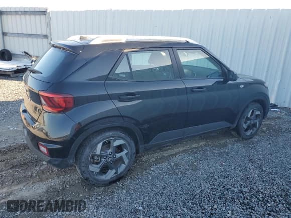 ✅ 2023 Hyundai Venue Limited • VIN: KMHRC8A3XPU213235 • Лот: 84558255. Опубликован ранее на Copart с пробегом 83 732 миль. Бесплатный доступ к архиву аукционных продаж из США и подробный отчёт об истории автомобиля на DreamBid. Изображение 3.