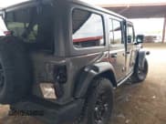 ✅ 2020 Jeep Wrangler Unlimited Black and Tan • VIN: 1C4HJXDG3LW266615 • Lot: 42207899. Wystawiony na IAAI z przebiegiem 55 291 mil. Bezpłatny archiwum sprzedaży aukcyjnych z USA i szczegółowy raport historii pojazdu na DreamBid. Zdjęcie 6.