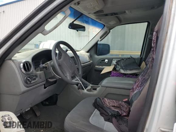 ✅ 2006 Ford Expedition Special Service • VIN: 1FMPU15566LA27588 • Лот: 67804515. Опубликован ранее на Copart с пробегом 157 218 миль. Бесплатный доступ к архиву аукционных продаж из США и подробный отчёт об истории автомобиля на DreamBid. Изображение 7.