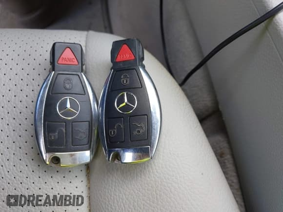 ✅ 2010 Mercedes-Benz C 300 Sport • VIN: WDDGF8BB3AF441409 • Lot: 43012007. Wystawiony na IAAI z przebiegiem 59 895 mil. Bezpłatny archiwum sprzedaży aukcyjnych z USA i szczegółowy raport historii pojazdu na DreamBid. Zdjęcie 11.