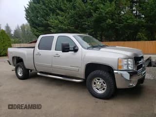 ✅ 2007 Chevrolet Silverado 2500HD 2LT • VIN: 1GCHK23607F556728 • Lot: 71477675. Wystawiony na Copart z przebiegiem 116 177 mil. Bezpłatny archiwum sprzedaży aukcyjnych z USA i szczegółowy raport historii pojazdu na DreamBid. Zdjęcie 1.