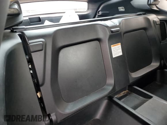 ✅ 2015 Honda CR-Z EX • VIN: JHMZF1D62FS002757 • Лот: 87387945. Опубликован ранее на Copart с пробегом 92 030 миль. Бесплатный доступ к архиву аукционных продаж из США и подробный отчёт об истории автомобиля на DreamBid. Изображение 10.