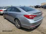 ✅ 2017 Hyundai Sonata Sport • VIN: 5NPE34AB7HH575599 • Лот: 53259343. Опубликован ранее на Copart с пробегом 133 396 миль. Бесплатный доступ к архиву аукционных продаж из США и подробный отчёт об истории автомобиля на DreamBid. Изображение 2.