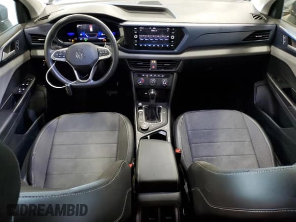 ✅ 2022 Volkswagen Taos SE • VIN: 3VVPX7B27NM036968 • Lot: 81440795. Listed on Copart with 35,944 mi. Free auction sales archive from the USA and detailed vehicle history report at DreamBid. Image 8.