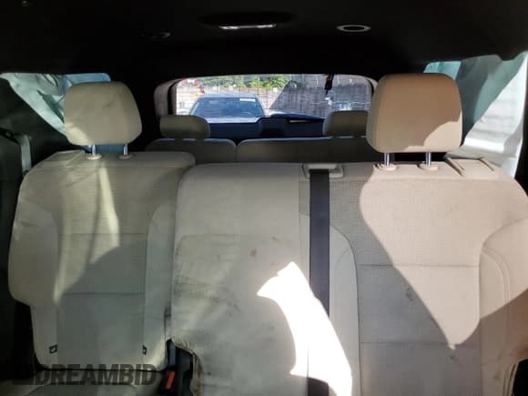 ✅ 2023 Chevrolet Traverse LS • VIN: 1GNERFKW8PJ213001 • Lot: 92237685. Wystawiony na Copart z przebiegiem 67 933 mil. Bezpłatny archiwum sprzedaży aukcyjnych z USA i szczegółowy raport historii pojazdu na DreamBid. Zdjęcie 10.