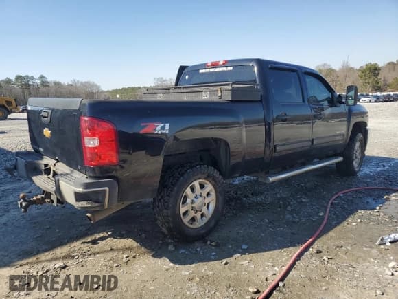 ✅ 2014 Chevrolet Silverado 2500HD LT • VIN: 1GC1KXCG4EF143070 • Лот: 46137485. Опубликован ранее на Copart с пробегом 218 910 миль. Бесплатный доступ к архиву аукционных продаж из США и подробный отчёт об истории автомобиля на DreamBid. Изображение 3.