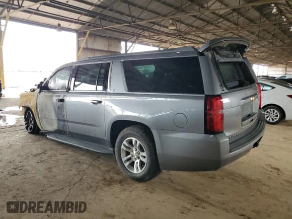 ✅ 2020 Chevrolet Suburban LT • VIN: 1GNSKHKC1LR156323 • Лот: 86182775. Опубликован ранее на Copart с пробегом Не указан. Бесплатный доступ к архиву аукционных продаж из США и подробный отчёт об истории автомобиля на DreamBid. Изображение 2.