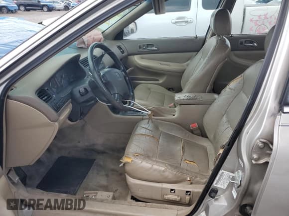 ✅ 1997 Honda Accord EX • VIN: 1HGCE6674VA001578 • Лот: 58137735. Опубликован ранее на Copart с пробегом 206 733 миль. Бесплатный доступ к архиву аукционных продаж из США и подробный отчёт об истории автомобиля на DreamBid. Изображение 7.