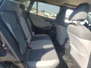 ✅ 2022 Toyota RAV4 Hybrid XLE • VIN: 4T3RWRFV2NU056795 • Лот: 85491855. Опубликован ранее на Copart с пробегом 65 773 миль. Бесплатный доступ к архиву аукционных продаж из США и подробный отчёт об истории автомобиля на DreamBid. Изображение 11.