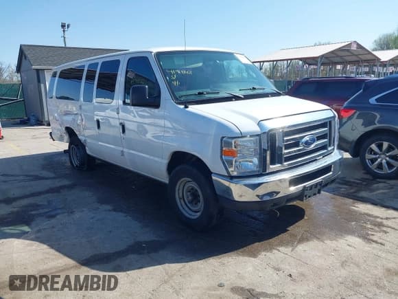 ✅ 2013 Ford Econoline Passenger XL • VIN: 1FBSS3BL5DDA58538 • Lot: 41918651. Listed on IAAI with 141,471 mi. Free auction sales archive from the USA and detailed vehicle history report at DreamBid. Image 1.