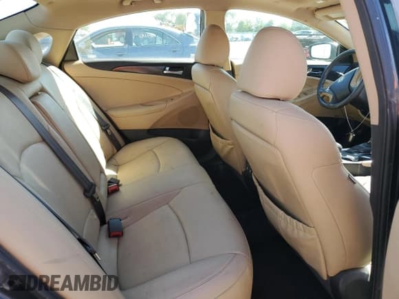 ✅ 2013 Hyundai Sonata SE • VIN: 5NPEC4AB5DH647569 • Lot: 72998874. Listed on Copart with 113,330 mi. Free auction sales archive from the USA and detailed vehicle history report at DreamBid. Image 10.