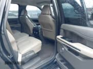 ✅ 2021 Ford Expedition Max Limited • VIN: 1FMJK1KT5MEA07848 • Lot: 43236252. Wystawiony na IAAI z przebiegiem 100 084 mil. Bezpłatny archiwum sprzedaży aukcyjnych z USA i szczegółowy raport historii pojazdu na DreamBid. Zdjęcie 8.