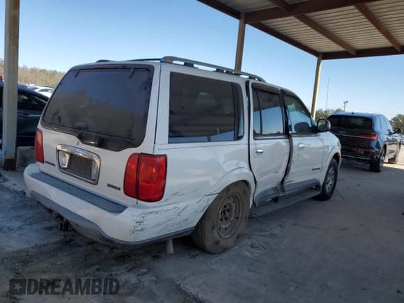 ✅ 1998 Lincoln Navigator • VIN: 5LMEU27L4WLJ06814 • Лот: 87290504. Опубликован ранее на Copart с пробегом 204 185 миль. Бесплатный доступ к архиву аукционных продаж из США и подробный отчёт об истории автомобиля на DreamBid. Изображение 3.