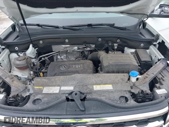 ✅ 2023 Volkswagen Atlas SE • VIN: 1V2WP2CA2PC527423 • Lot: 41929349. Listed on IAAI with 33,884 mi. Free auction sales archive from the USA and detailed vehicle history report at DreamBid. Image 10.