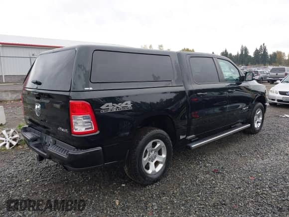 2019 Ram 1500 Big Horn с VIN 1C6SRFFT1KN681558, выставлен на аукционе IAAI как лот 43560371 с пробегом 42 353 миль миль и . История ставок и продаж доступна на DreamBid. Изображение 4.