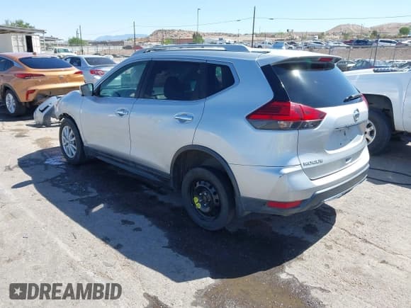 ✅ 2017 Nissan Rogue SV • VIN: 5N1AT2MT3HC877423 • Лот: 42073119. Опубликован ранее на IAAI с пробегом 100 492 миль. Бесплатный доступ к архиву аукционных продаж из США и подробный отчёт об истории автомобиля на DreamBid. Изображение 3.