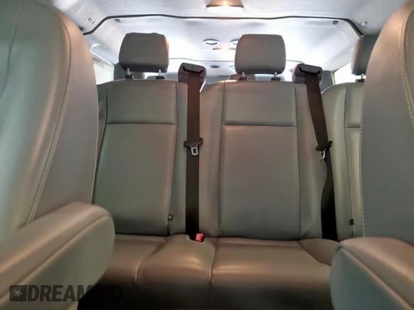 ✅ 2017 Ford Transit XL • VIN: 1FBZX2YM3HKA62468 • Lot: 82136905. Wystawiony na Copart z przebiegiem 55 673 mil. Bezpłatny archiwum sprzedaży aukcyjnych z USA i szczegółowy raport historii pojazdu na DreamBid. Zdjęcie 10.