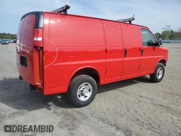✅ 2023 Chevrolet Express Cargo • VIN: 1GCWGAFP6P1259550 • Lot: 92332875. Listed on Copart with 25,039 mi. Free auction sales archive from the USA and detailed vehicle history report at DreamBid. Image 3.