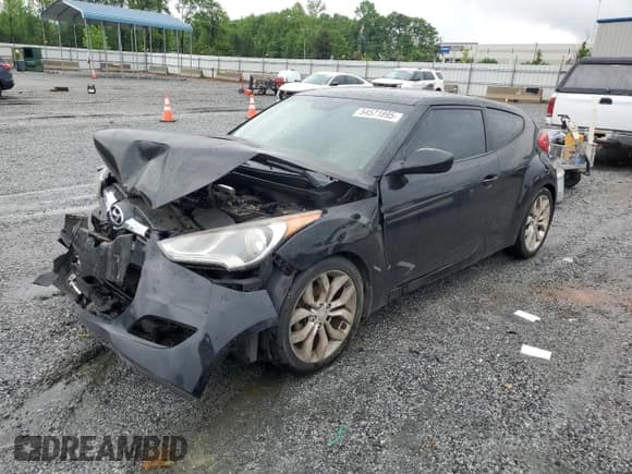 ✅ 2013 Hyundai Veloster w/Gray Int • VIN: KMHTC6AD8DU113990 • Lot: 54571895. Listed on Copart with 181,757 mi. Free auction sales archive from the USA and detailed vehicle history report at DreamBid. Image 1.