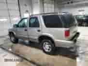 2000 Chevrolet Blazer LT with VIN 1GNDT13W8Y2260247, listed as a Copart auction lot 61902915 with 280,378 mi miles and Salvage title. Bid and sale history available at DreamBid. Image 2.