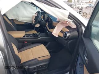 ✅ 2025 Chevrolet Equinox FWD ACTIV • VIN: 3GNAXKEG0SL241331 • Lot: 42148760. Wystawiony na IAAI z przebiegiem 137 mil. Bezpłatny archiwum sprzedaży aukcyjnych z USA i szczegółowy raport historii pojazdu na DreamBid. Zdjęcie 5.