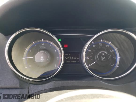 ✅ 2013 Hyundai Sonata SE • VIN: 5NPEC4AC1DH799339 • Lot: 71720404. Wystawiony na Copart z przebiegiem 65 884 mil. Bezpłatny archiwum sprzedaży aukcyjnych z USA i szczegółowy raport historii pojazdu na DreamBid. Zdjęcie 9.