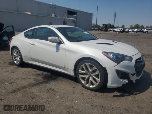 ✅ 2013 Hyundai Genesis Coupe Grand Touring • VIN: KMHHU6KJXDU097296 • Lot: 52684475. Wystawiony na Copart z przebiegiem 134 970 mil. Bezpłatny archiwum sprzedaży aukcyjnych z USA i szczegółowy raport historii pojazdu na DreamBid. Zdjęcie 4.